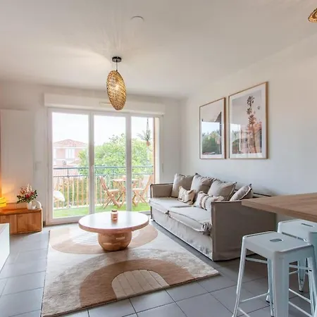 Des Grands Lacs Apartment